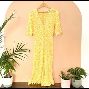 Yellow floral daisy dress